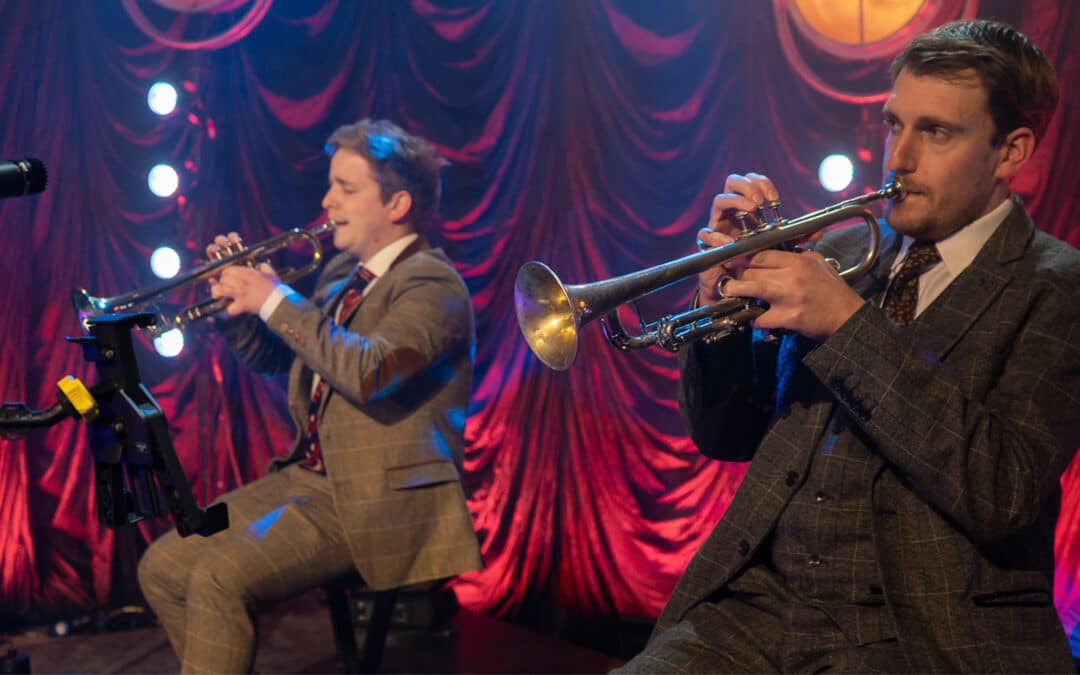 23/7  Swing That Music