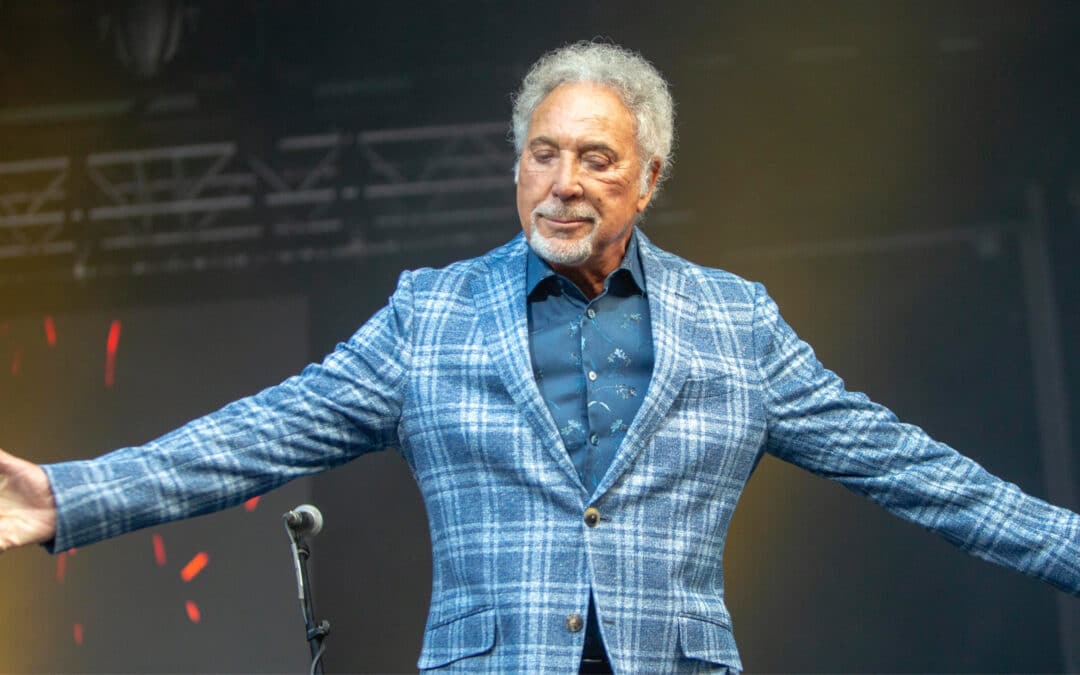 5/7  Tom Jones