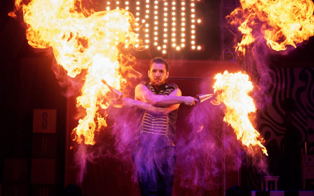 Cirque the Greatest Show 25/8