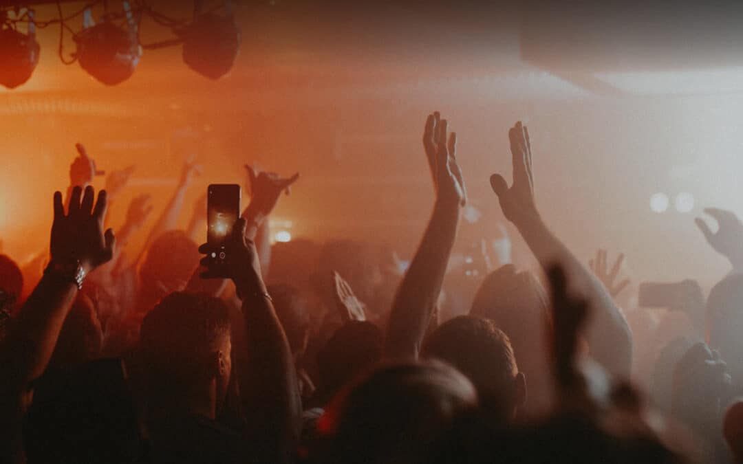 Y2K: Freshers Gets Noughty