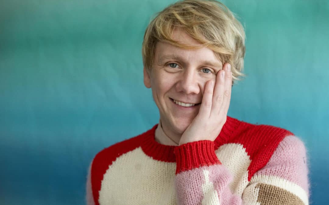Josh Thomas: Let’s Tidy Up